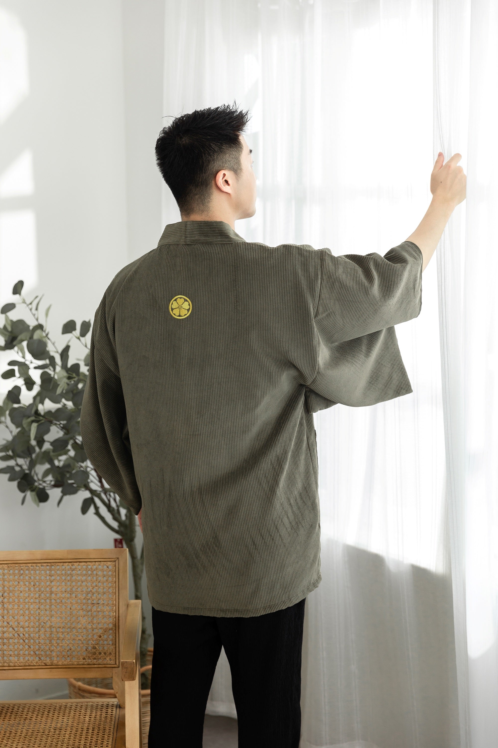Men's Haori, Japanese Kimono Jacket, Samurai Style Embroidered Coat, Double-layer Lace Up Outerwear, Unique Japanese Novelty Clothing, Halloween Costume.